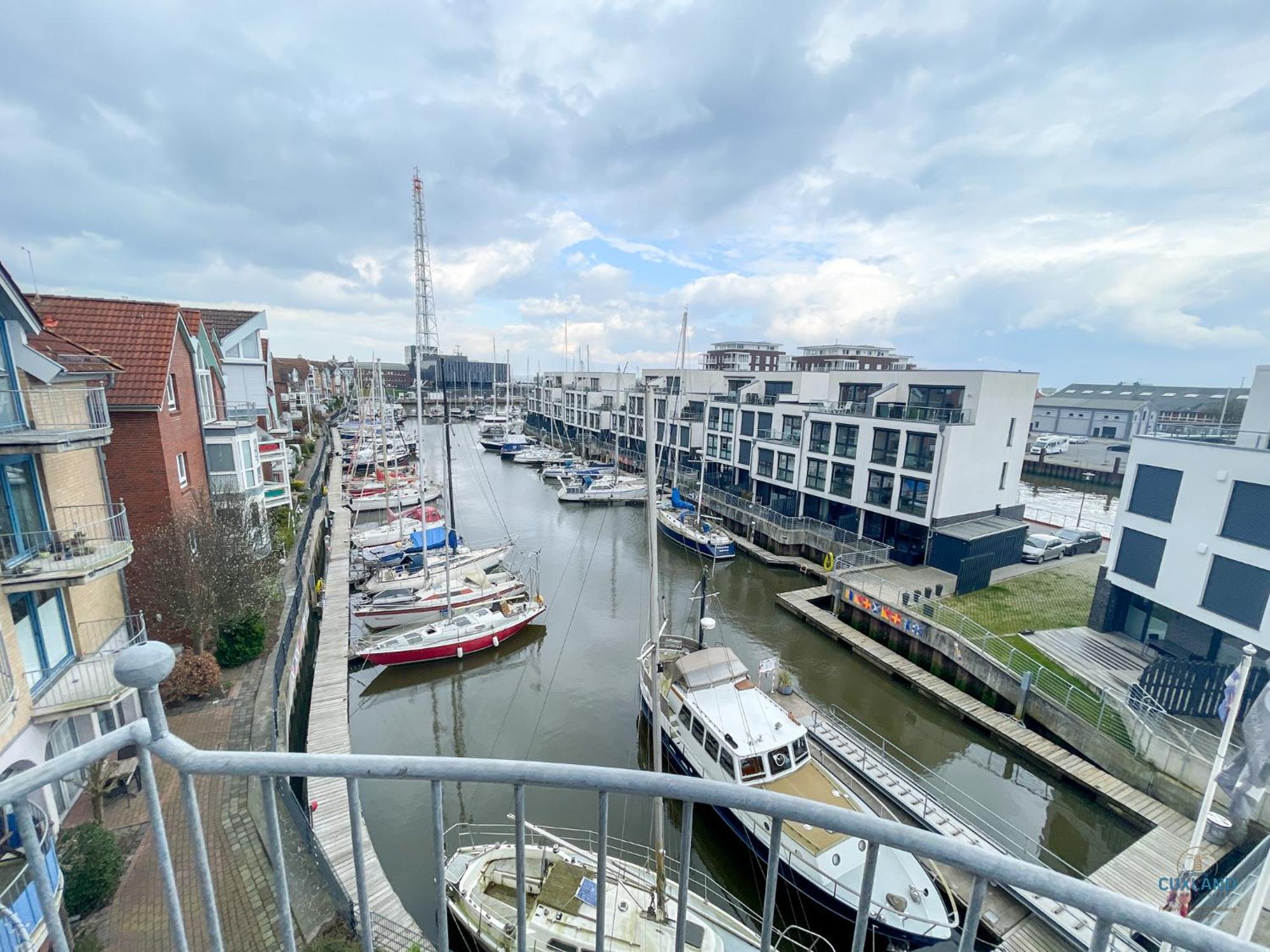 Urlaub direkt in der City Marina Cuxhaven Exterior foto